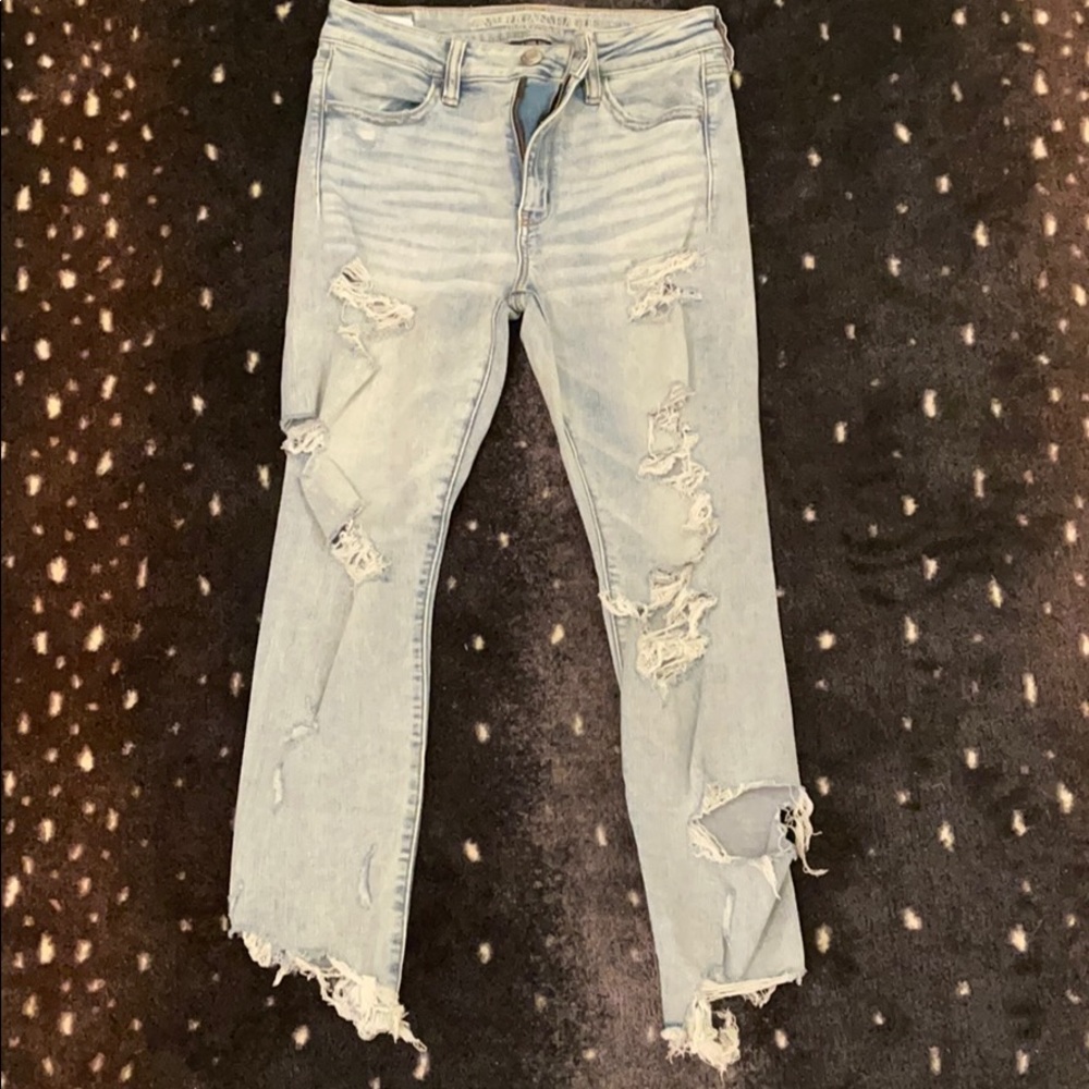 American eagle raw hem jeans